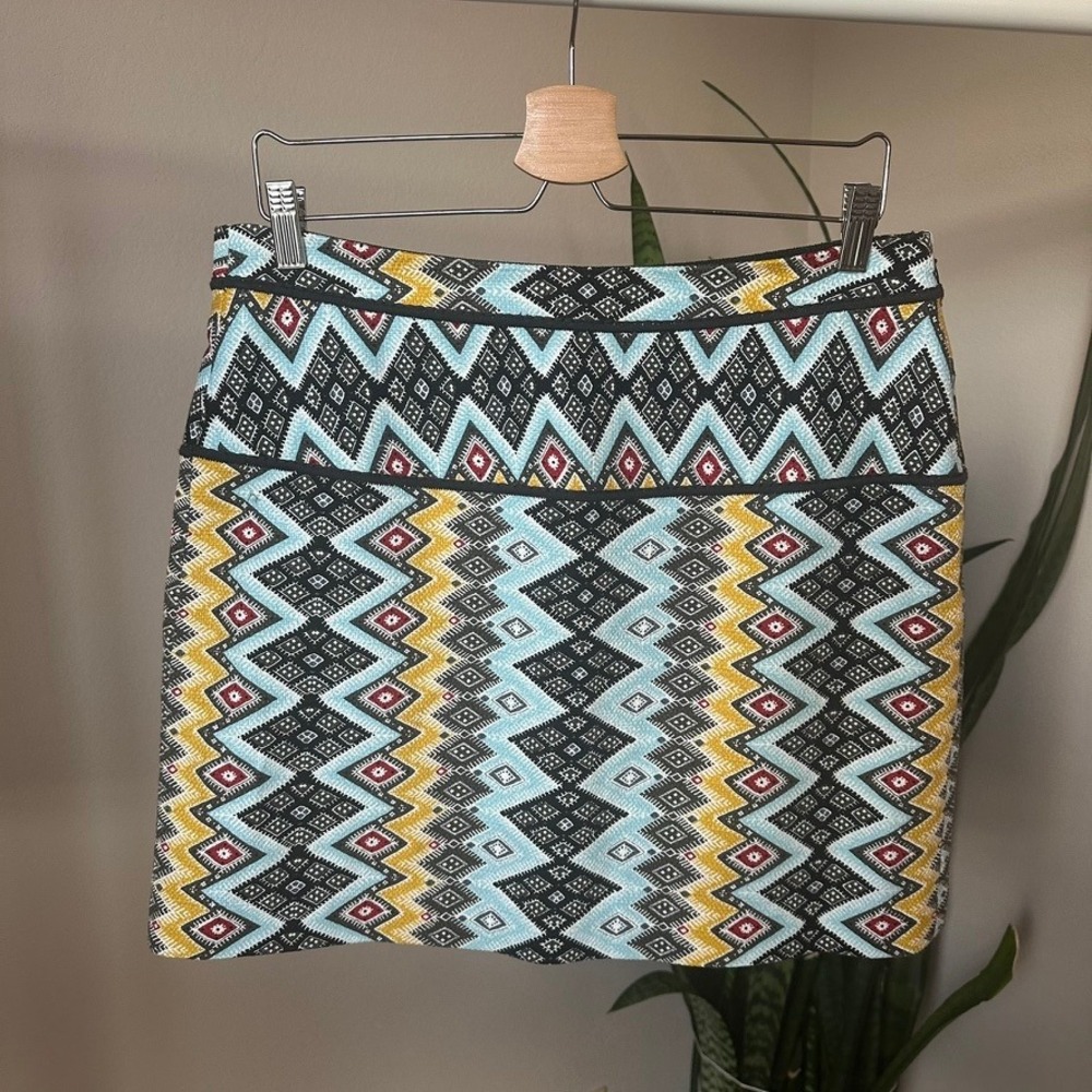 LOFT Women's Size 10 Mini Skirt Geometric Print Blue Black Yellow